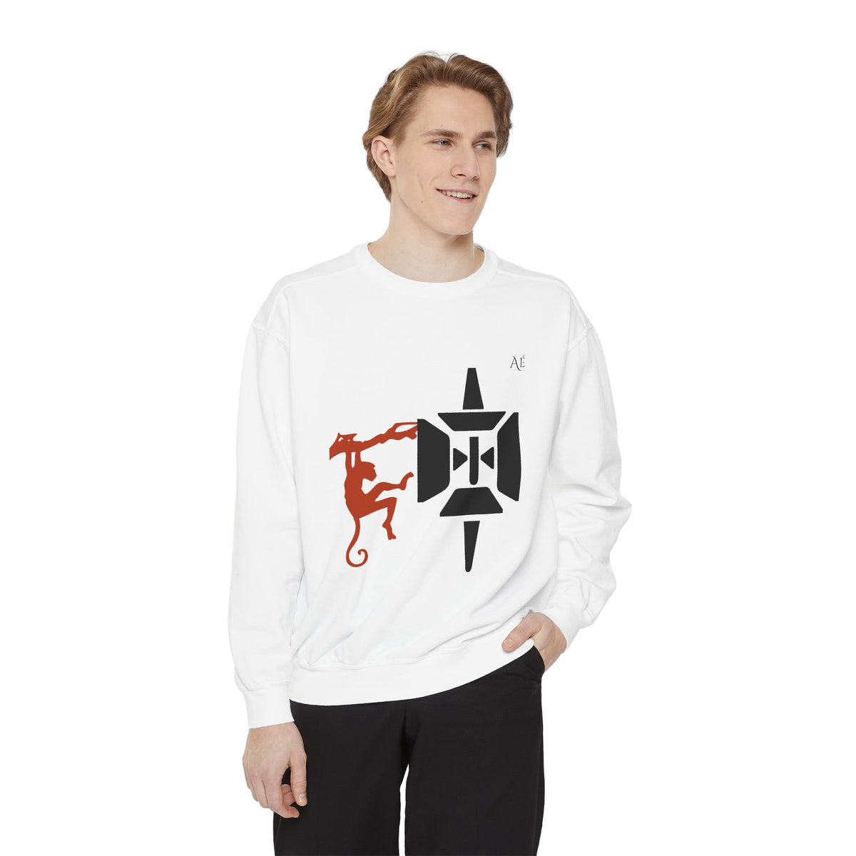 Monkey (申) Jūnishi Zodiac Animals | 9 of 12 | Astré Crewneck White Sweatshirt