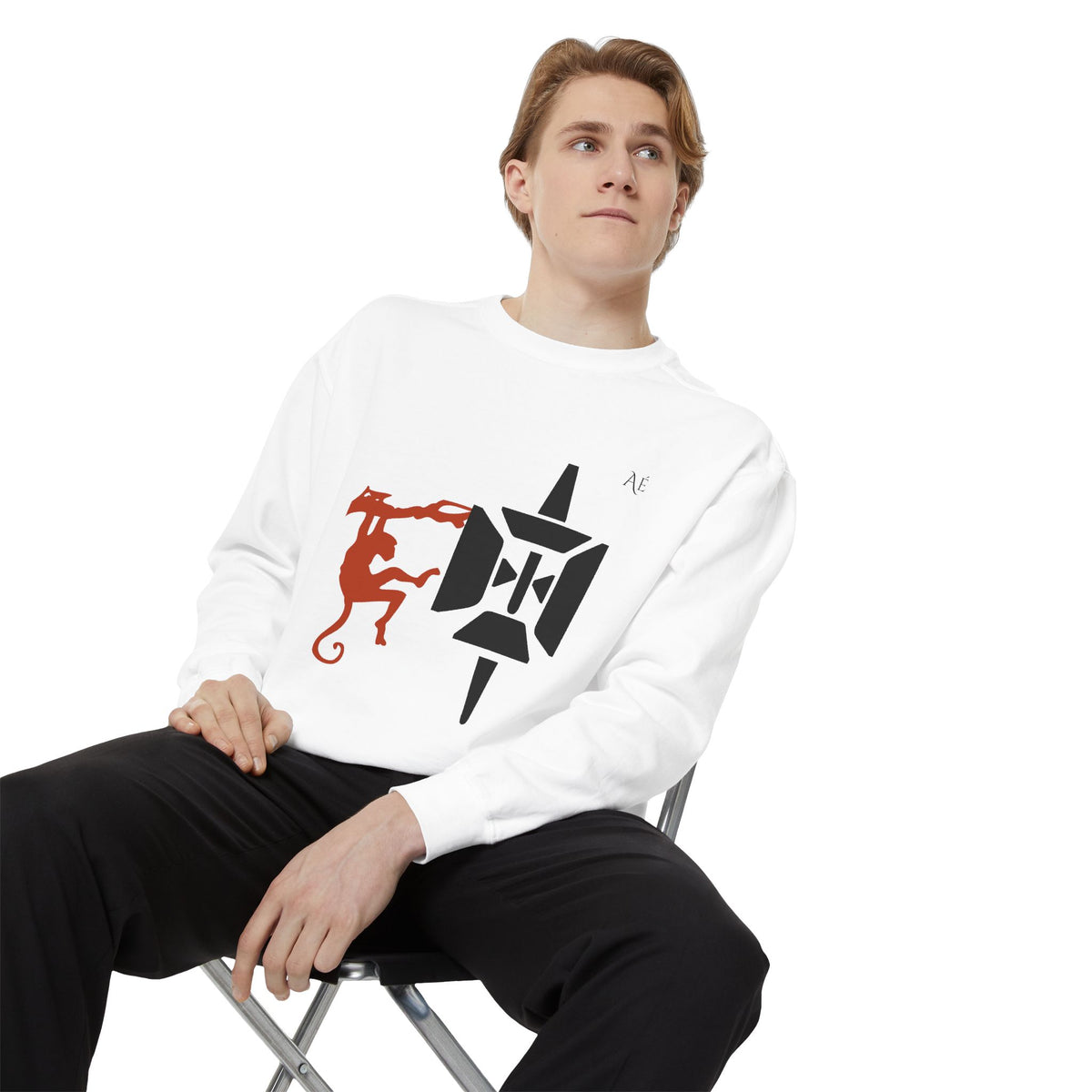 Monkey (申) Jūnishi Zodiac Animals | 9 of 12 | Astré Crewneck White Sweatshirt